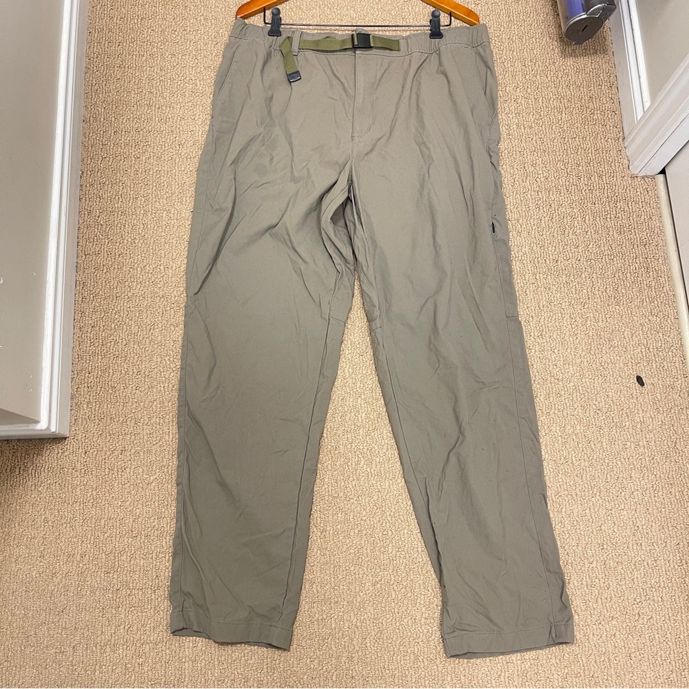 UNIQLO Utility Tech Pants Khaki  – Size XXL